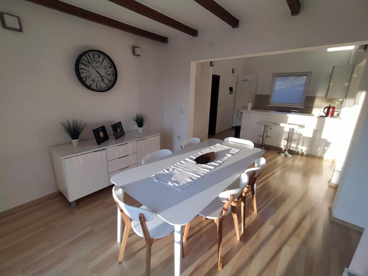 Вилла Oasis Of Peace Modern House Сараево Экстерьер фото